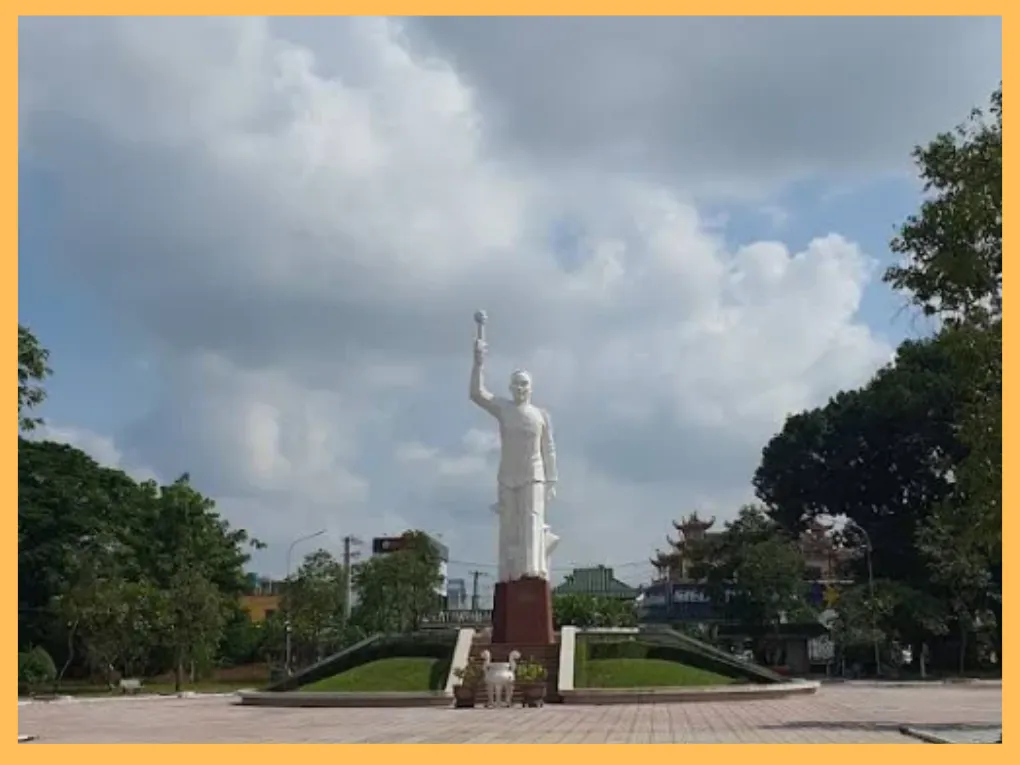 Di tich lich su Nga Tu Duc Hoa